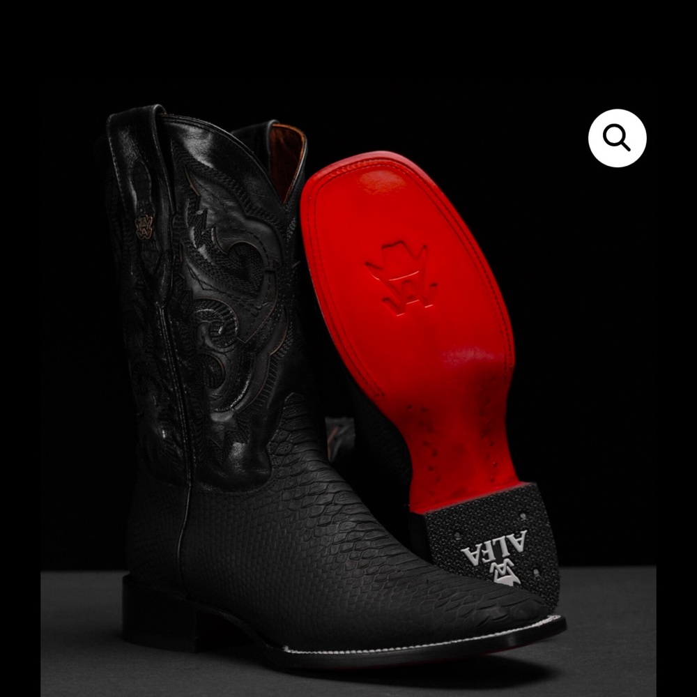 NIB* Alfa Boots